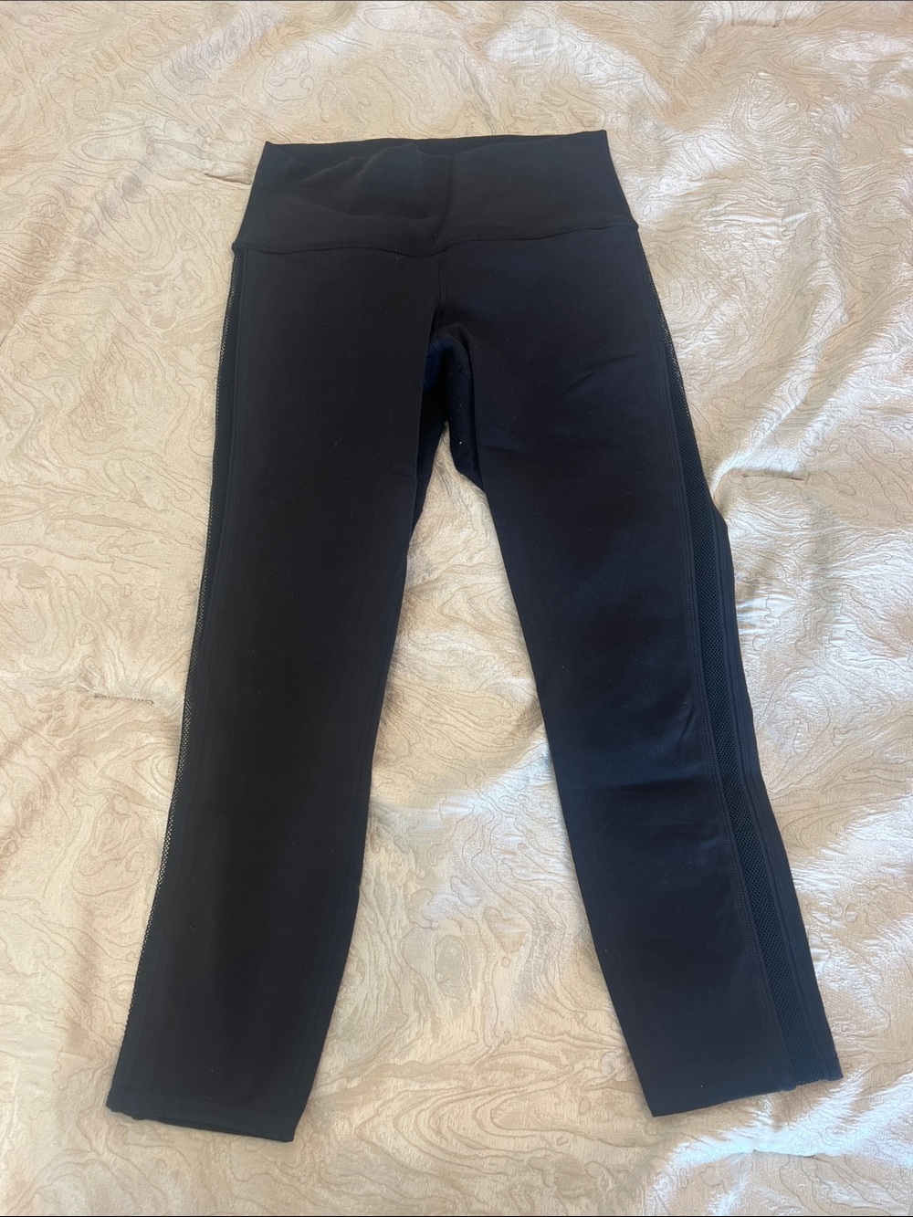 Lululemon Mesh Leg Black High-Waist Athletic Leggings Size 8
